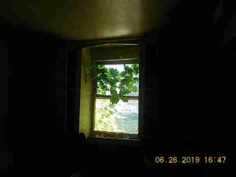 10035 Montrose (14)_m.jpg